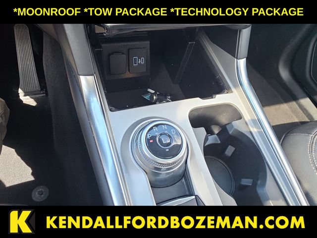 Certified 2023 Ford Explorer Limited w/ Limited Technology Package AWD/4WD image 18