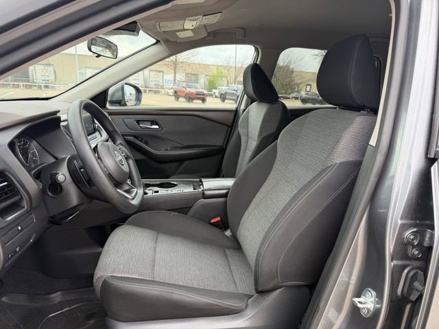 Used 2023 Nissan Rogue SV image 24