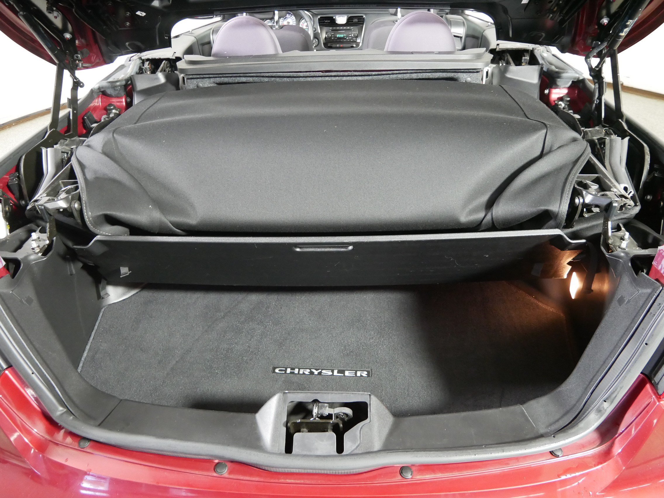 Used 2012 Chrysler 200 Touring FWD image 18