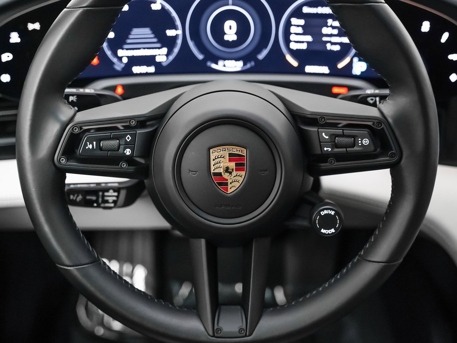 Used 2024 Porsche Taycan 4S w/ Premium Package image 16