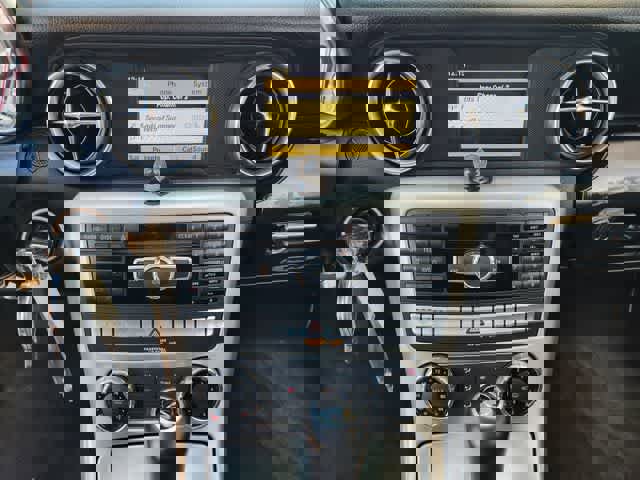 Used 2012 Mercedes-Benz SLK 350 image 15