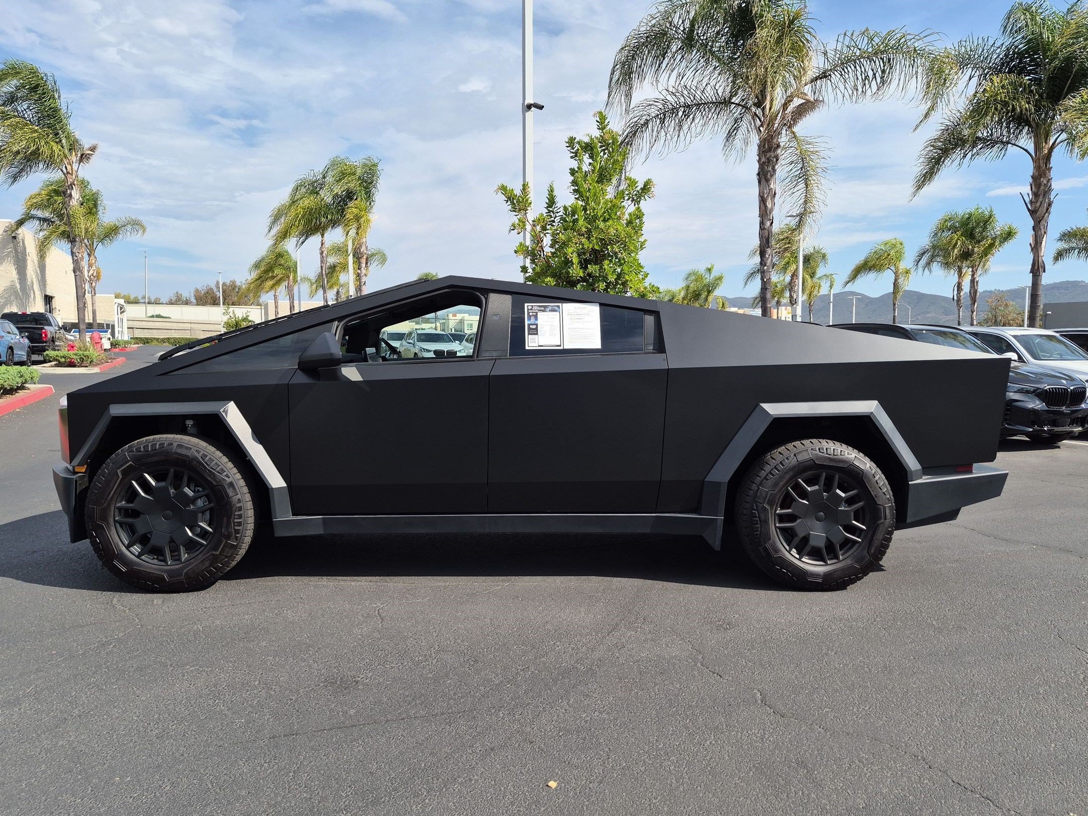 Used 2024 Tesla Cybertruck Cyberbeast AWD/4WD image 7