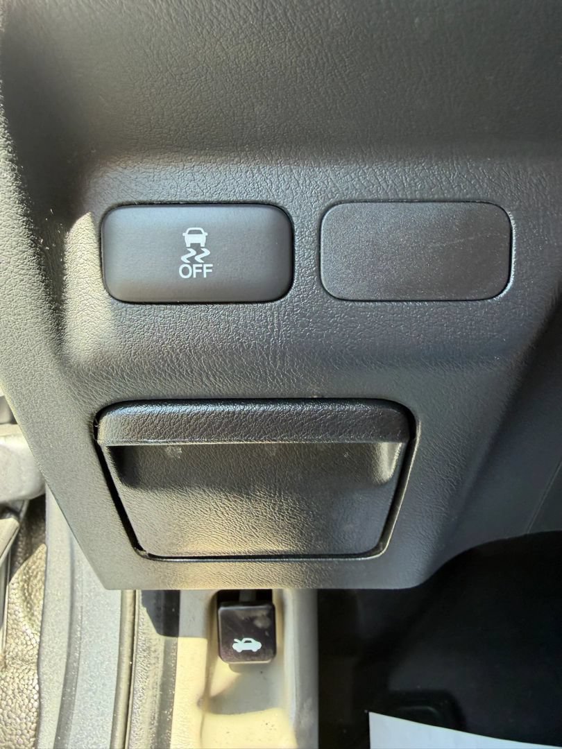 Used 2010 Honda Element LX image 26