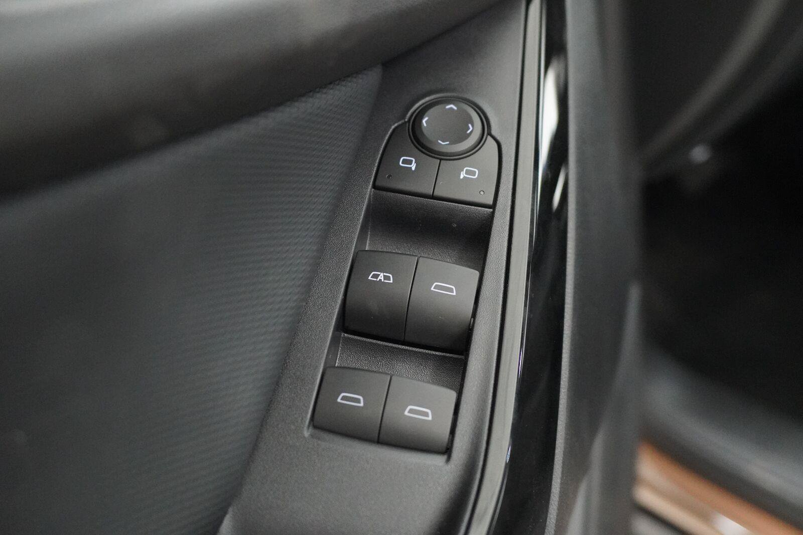 New 2027 Chevrolet Equinox LT FWD image 21