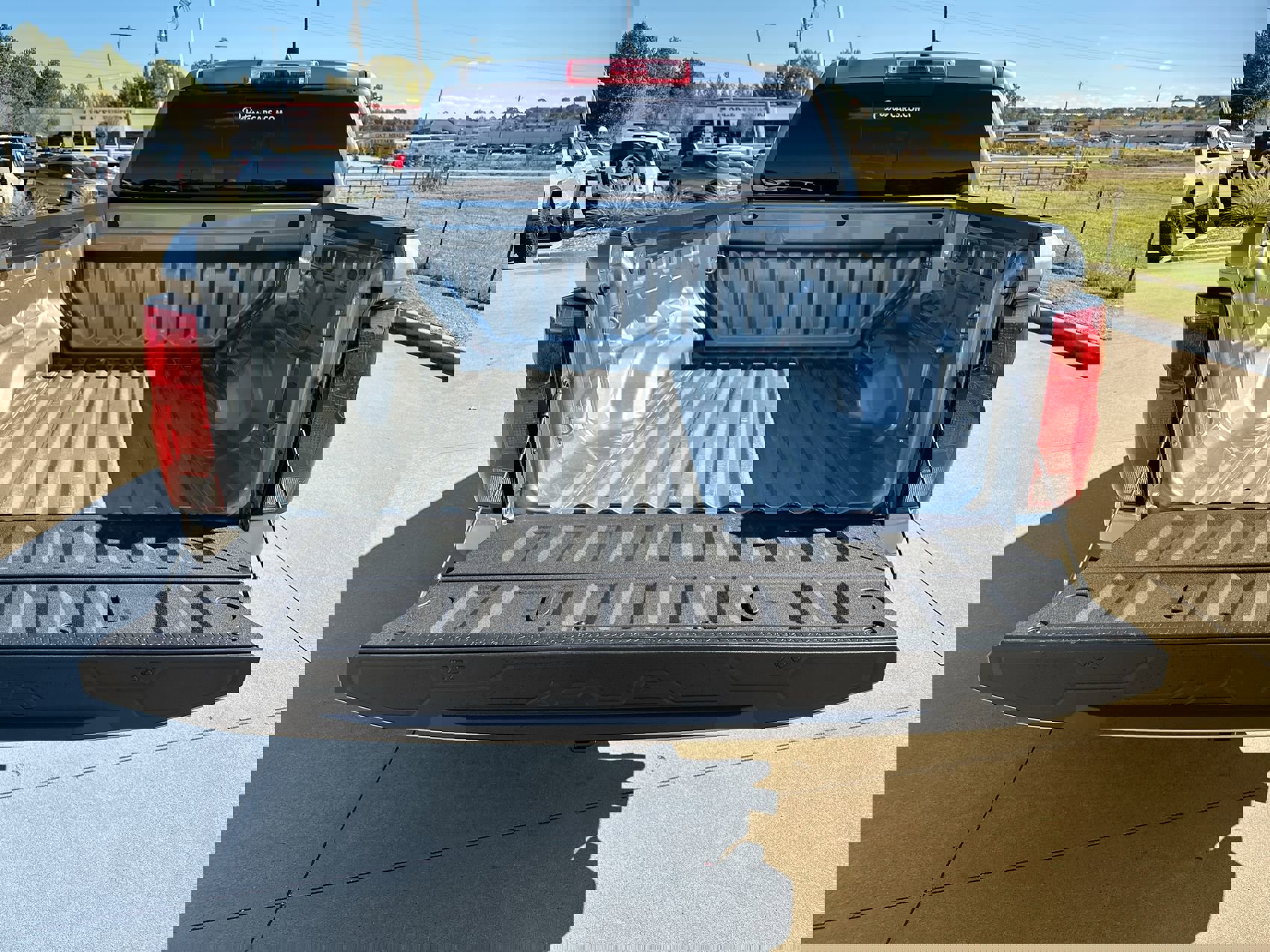 Certified 2024 Chevrolet Colorado Trail Boss w/ Technology Package image 25