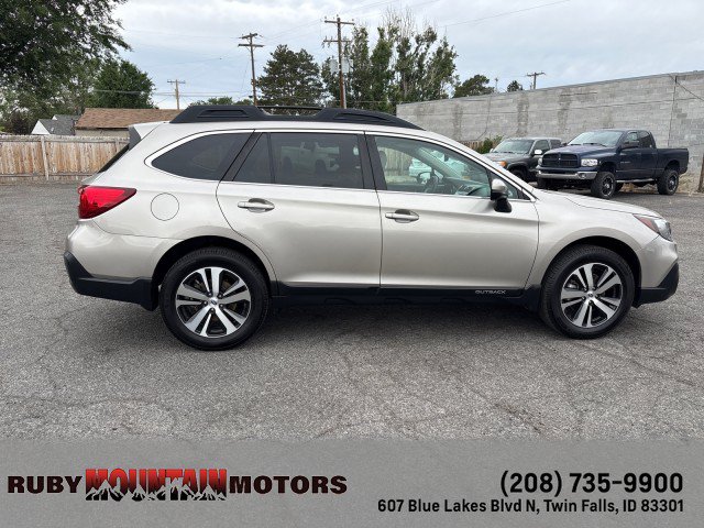 Used 2019 Subaru Outback 2.5i Limited w/ Popular Package #2 AWD/4WD image 8