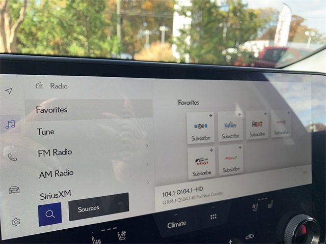 Used 2024 Lexus NX 300h AWD w/ Luxury Package image 24