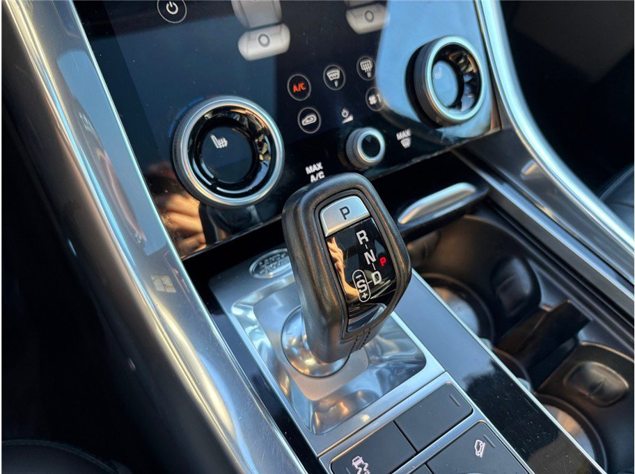Used 2019 Land Rover Range Rover Sport HSE image 39