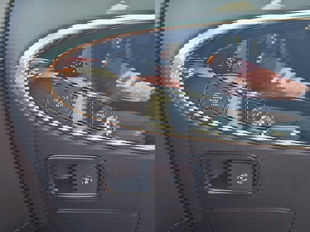 New 2026 Genesis GV70 2.5T image 33