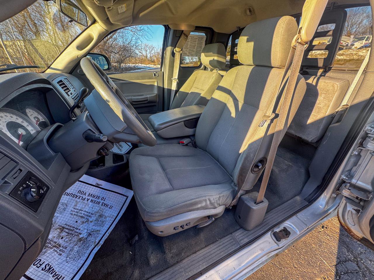 Used 2006 Dodge Dakota SLT image 12