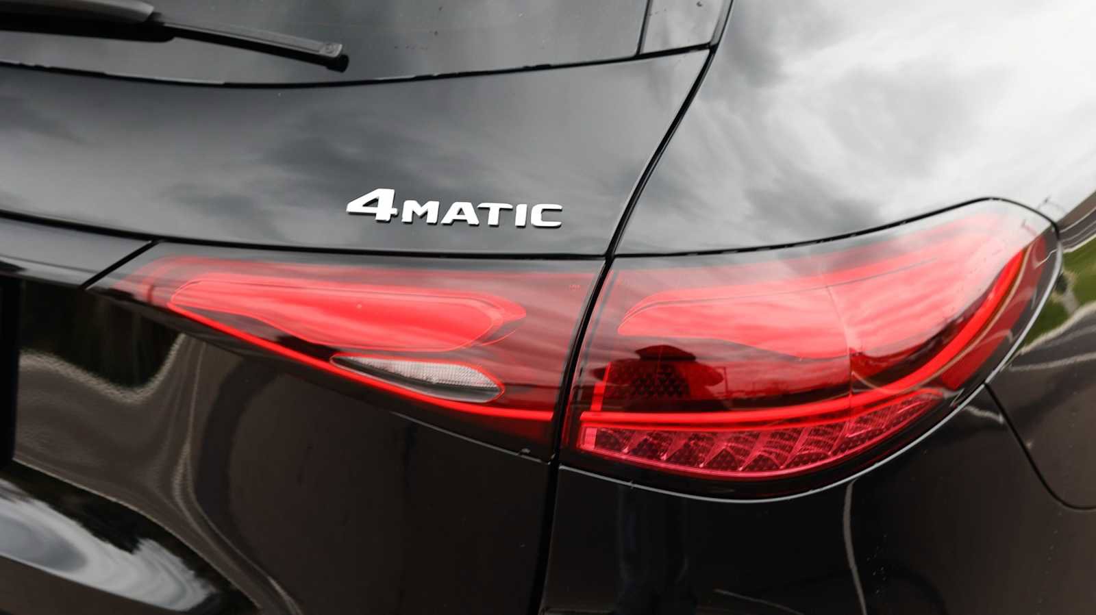 New 2026 Mercedes-Benz GLC 300 4MATIC image 12