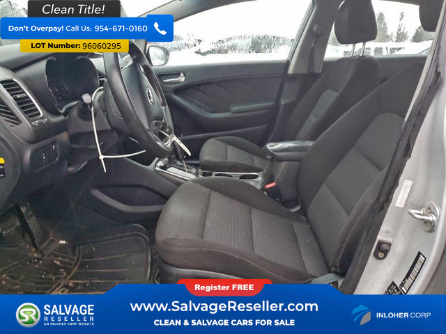 Used 2017 Kia Forte LX image 9