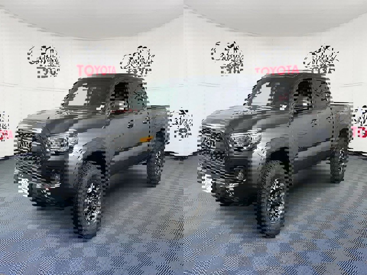 Used 2021 Toyota Tacoma TRD Off-Road w/ Technology Package image 2