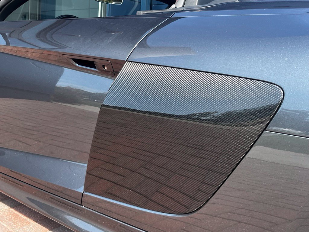 Used 2017 Audi R8 V10 w/ Carbon Exterior Package AWD/4WD image 11