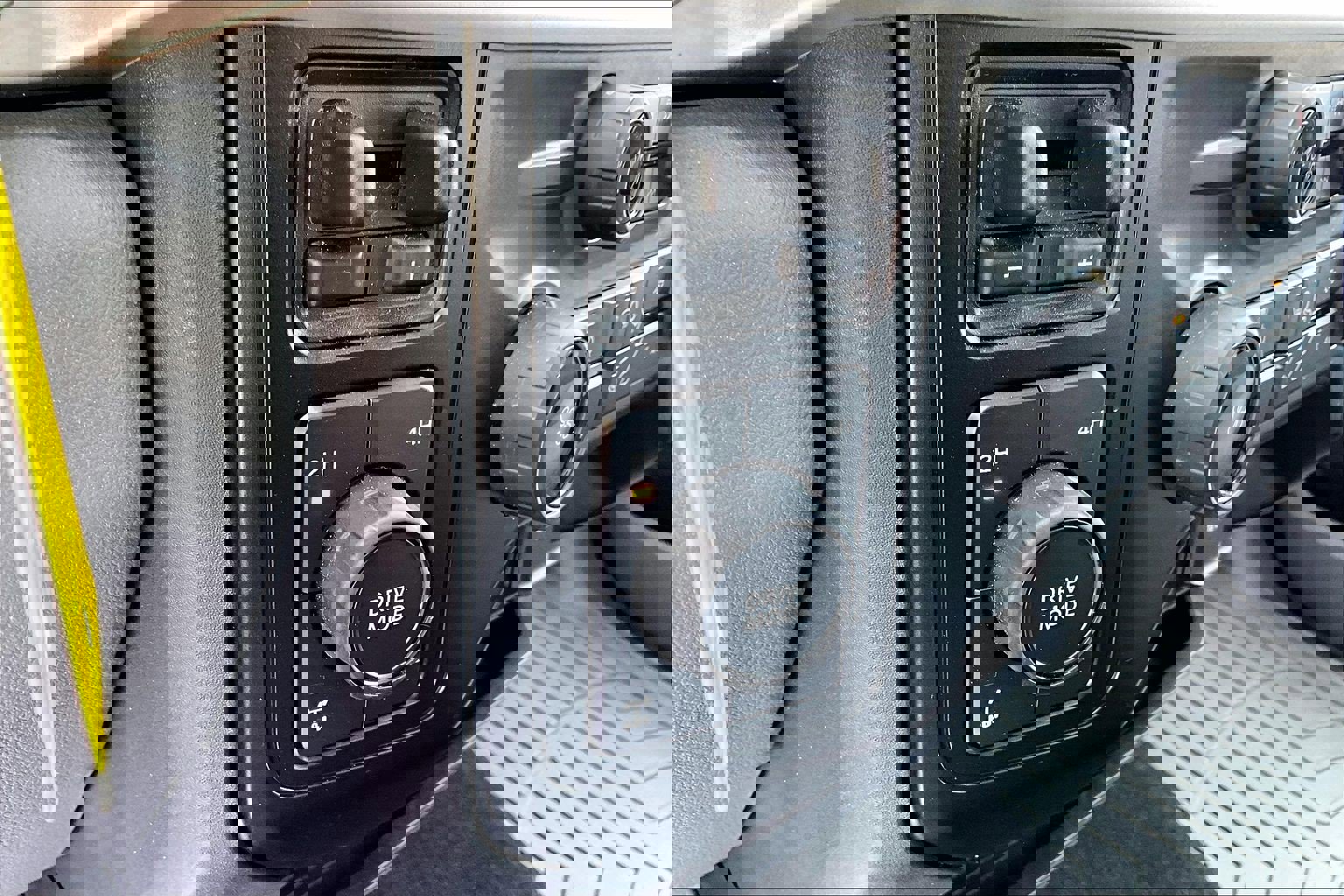 Used 2025 Ford F250 XL w/ STX Appearance Package image 26