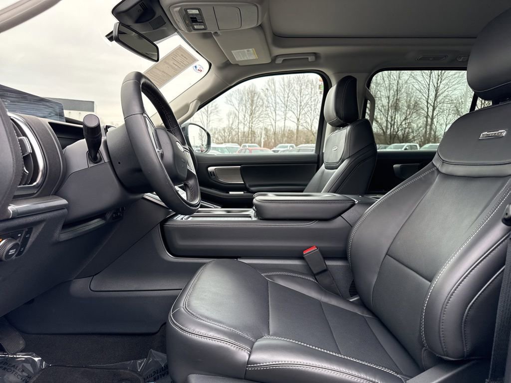 Used 2025 Ford Expedition Max Platinum image 9