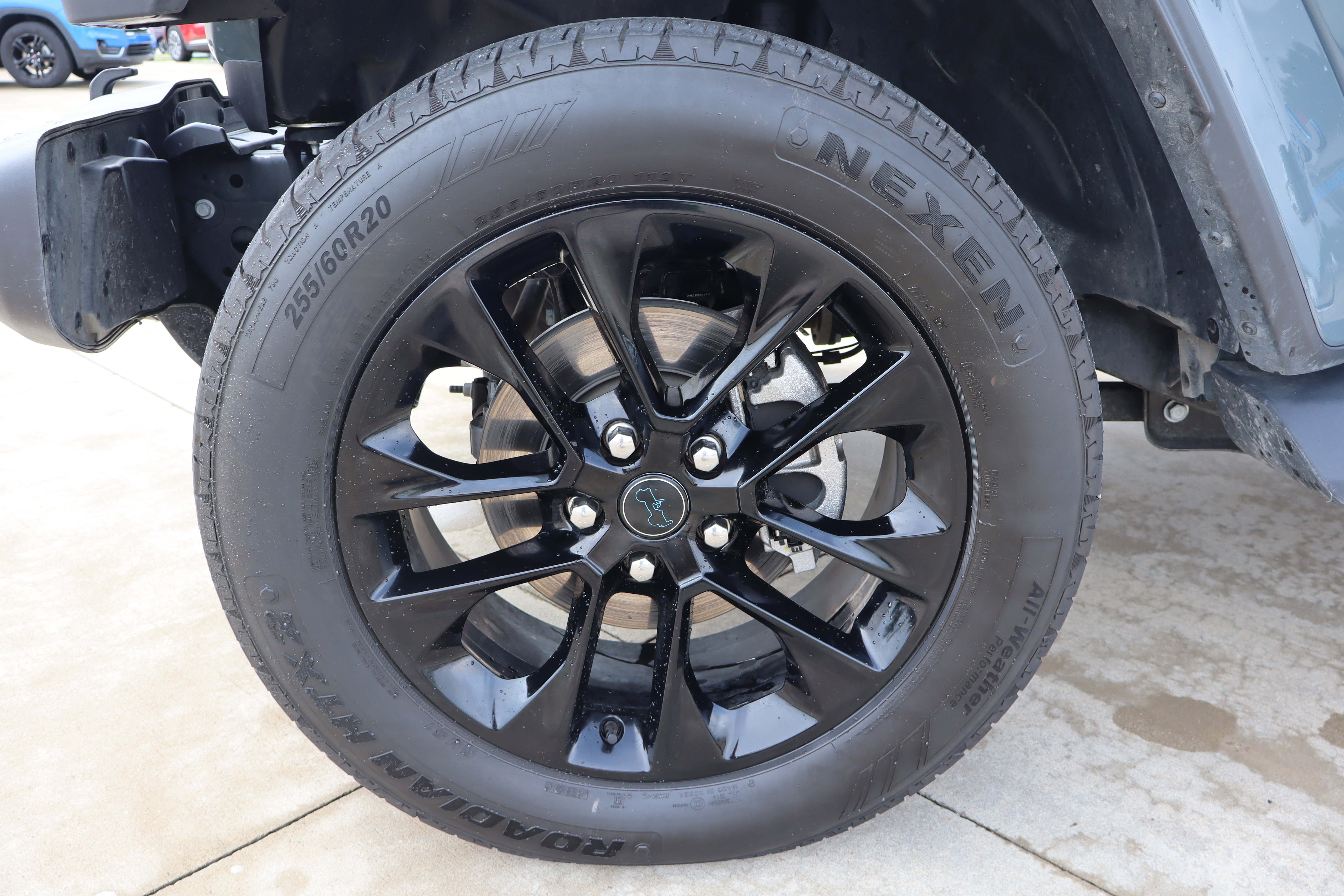Used 2025 Jeep Wrangler Unlimited Sahara AWD/4WD image 26