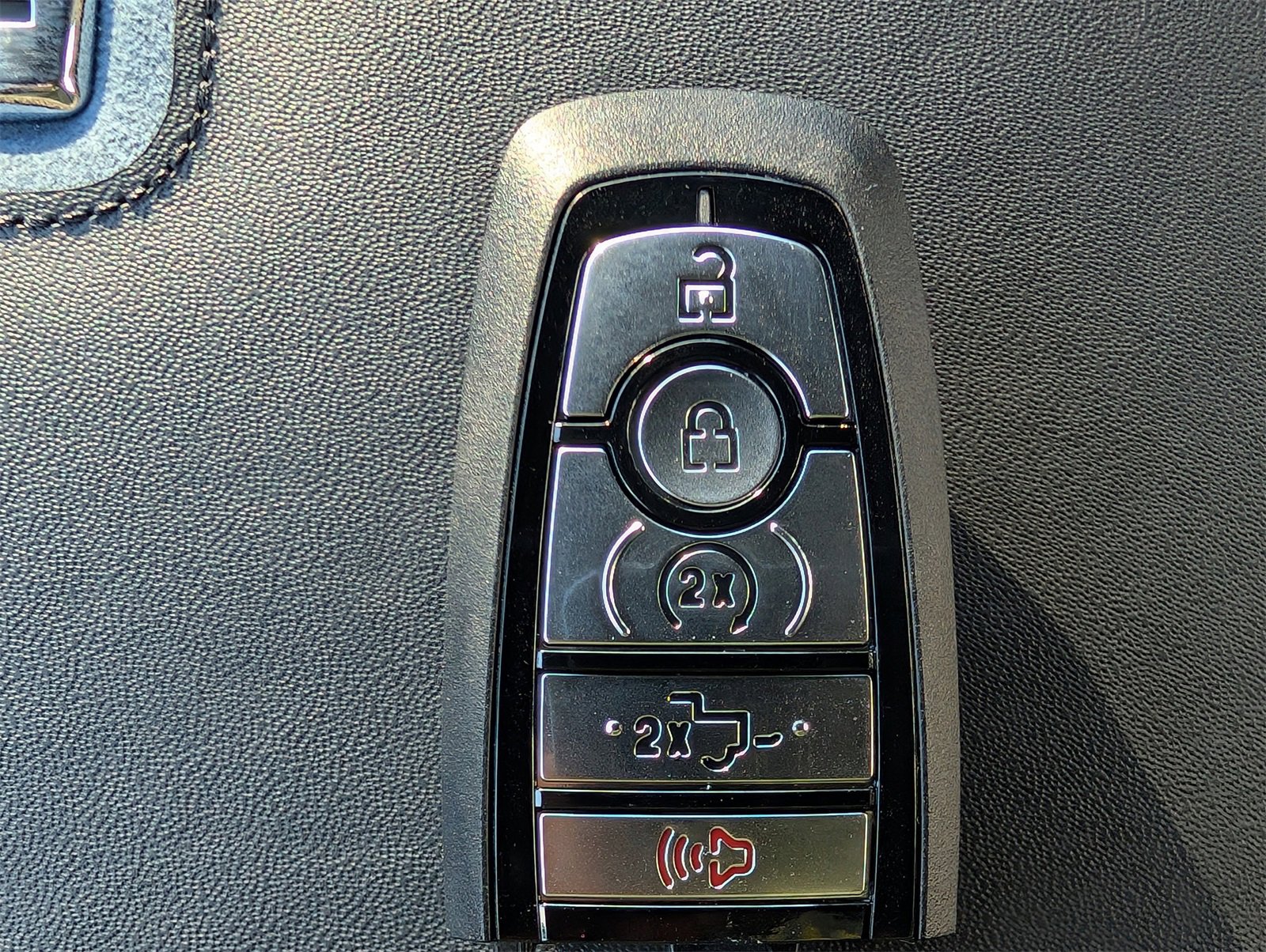 New 2025 Ford F150 Platinum w/ Equipment Group 702A High image 29