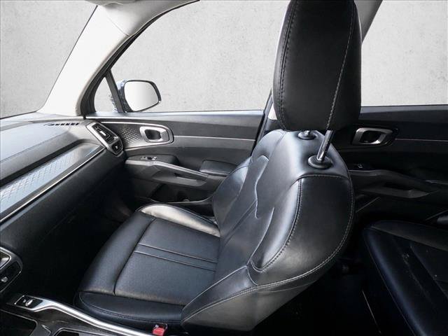 Used 2022 Kia Sorento S FWD image 20