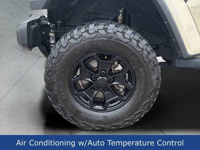 Used 2022 Jeep Gladiator Sport AWD/4WD image 30