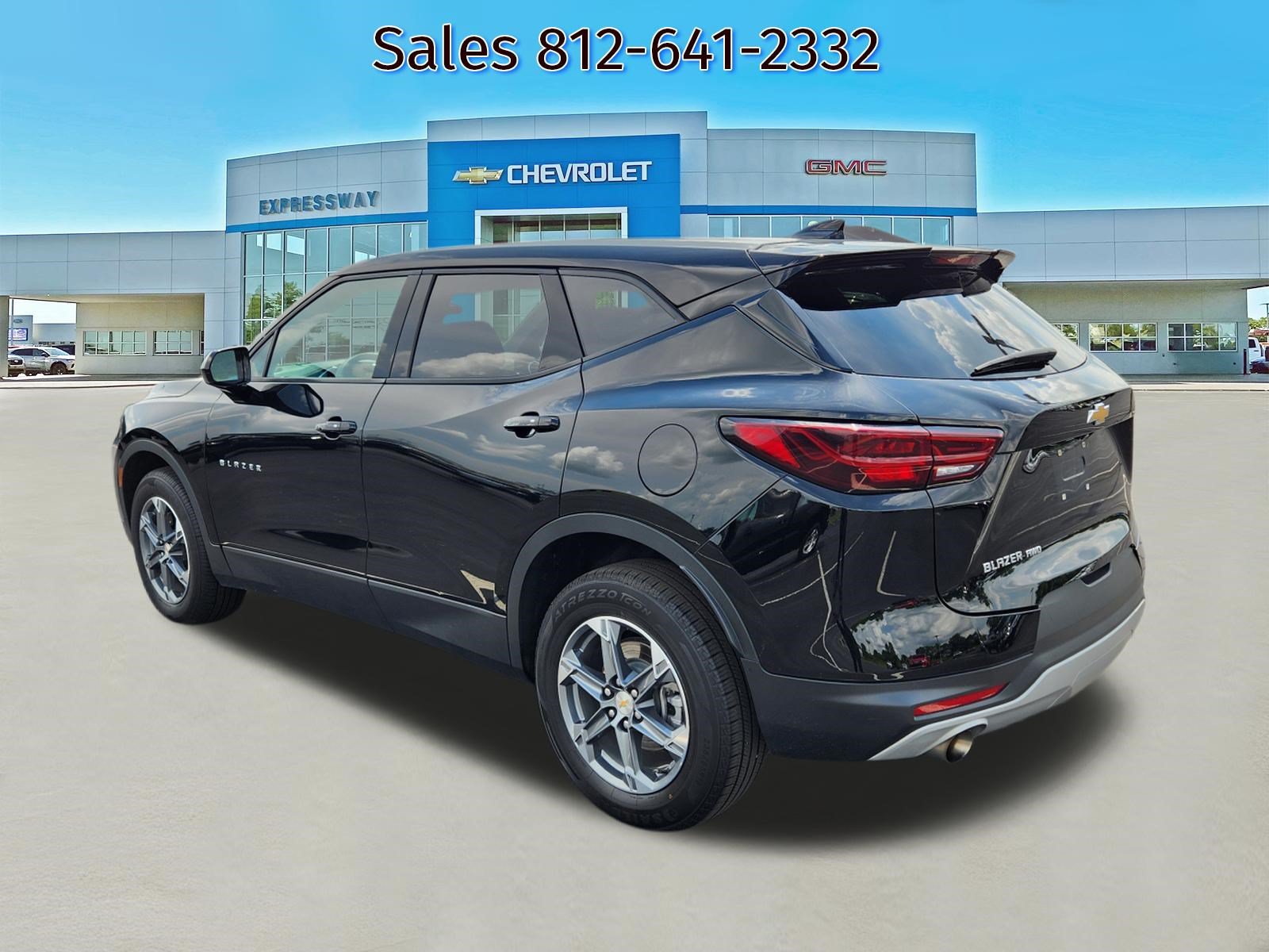 Used 2025 Chevrolet Blazer LT AWD/4WD image 5