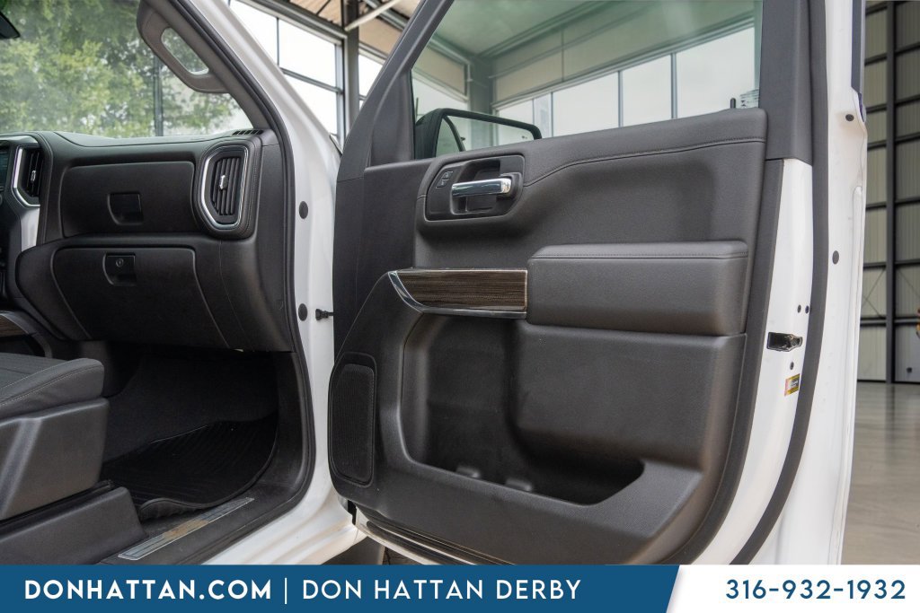 Used 2022 Chevrolet Silverado 1500 RST w/ Safety Package AWD/4WD image 24