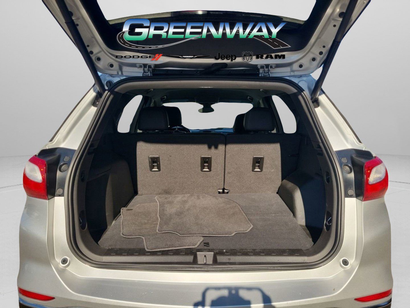 Used 2021 Chevrolet Equinox Premier w/ Redline Edition image 25