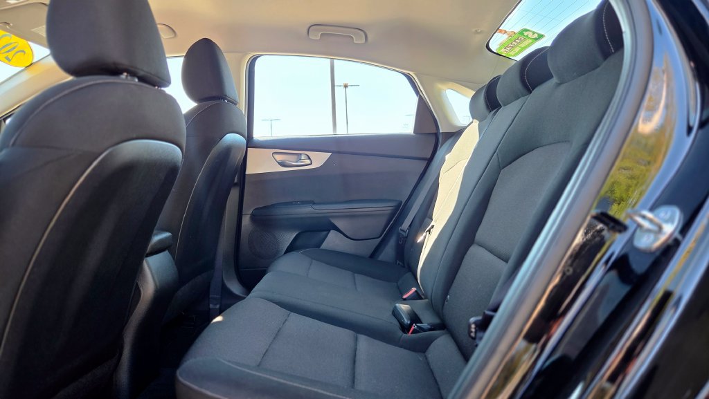 Used 2023 Kia Forte LXS w/ LXS Technology Package FWD image 23