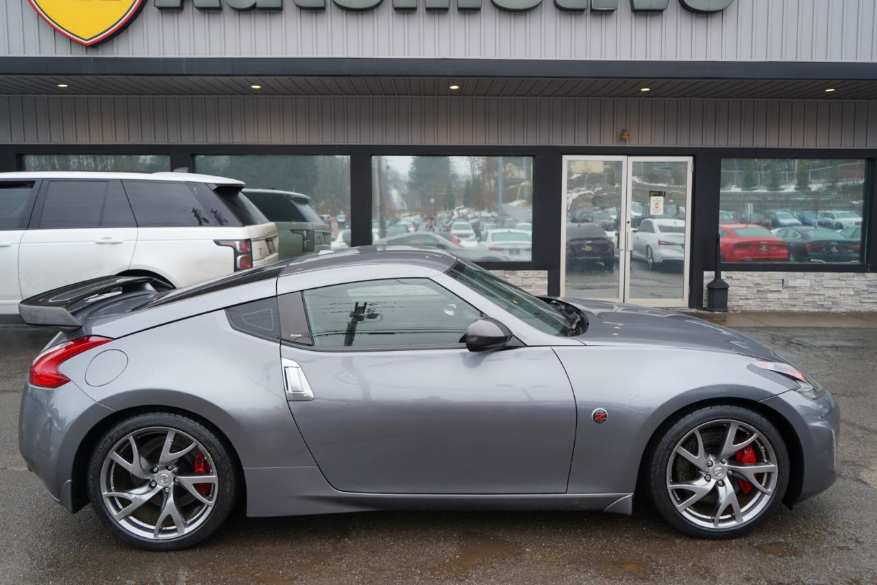 Used 2016 Nissan 370Z Coupe image 4