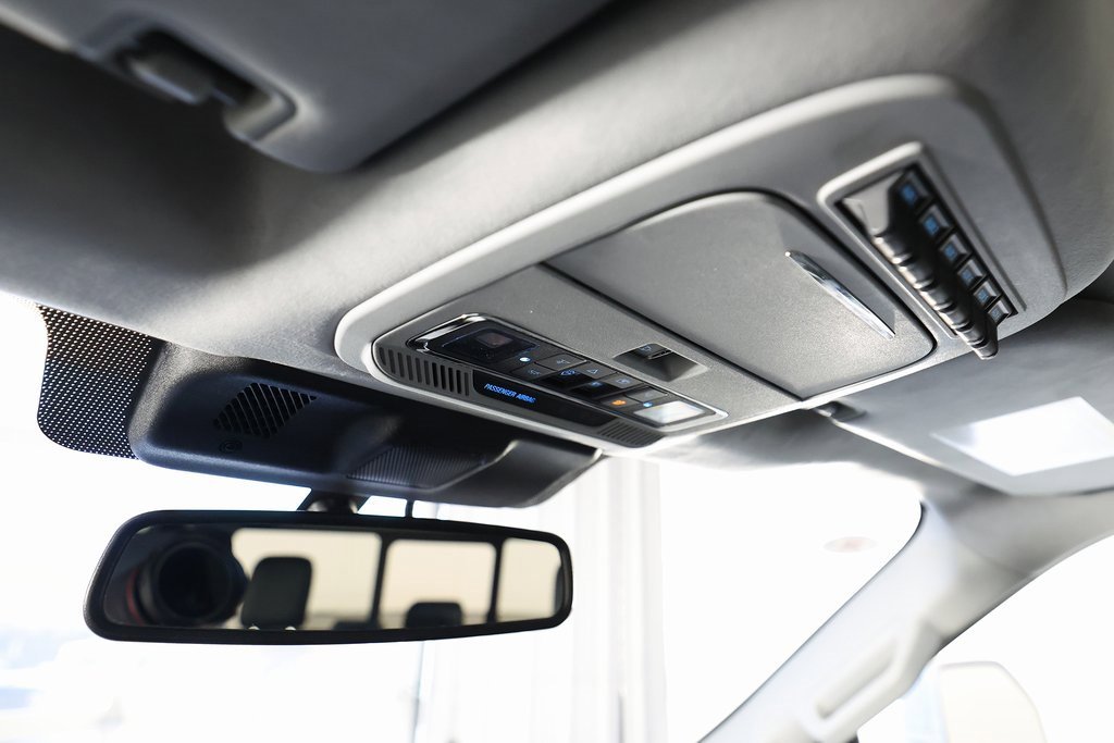 Used 2023 Ford F450 Limited w/ FX4 Off-Road Package image 37