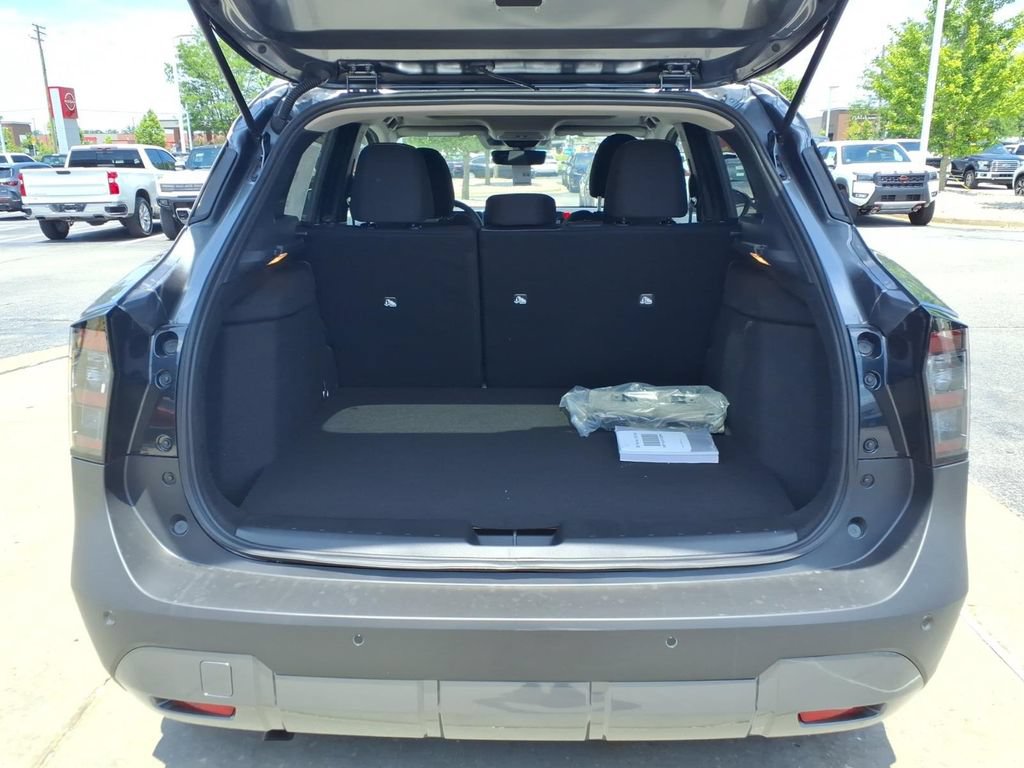 New 2026 Nissan Kicks SV w/ SV Premium Package AWD/4WD image 9