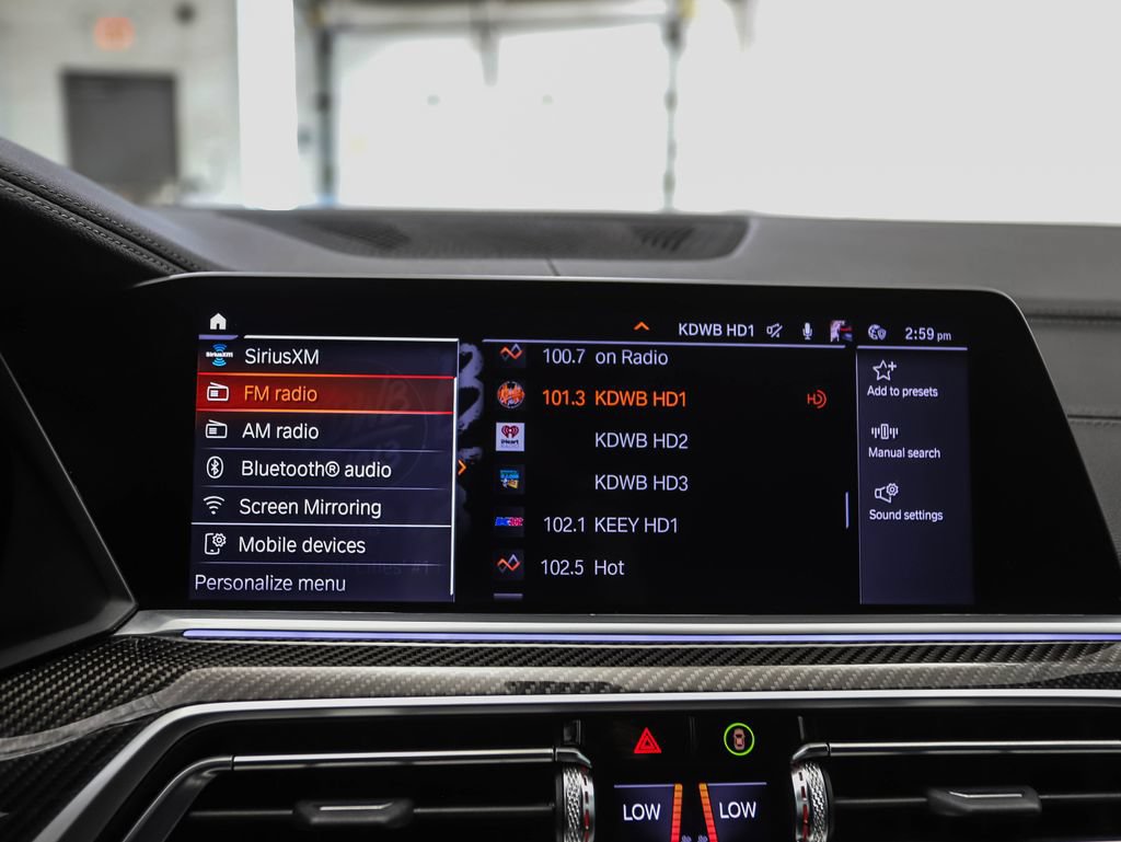 Used 2022 BMW X6 M50i w/ Premium Package AWD/4WD image 17