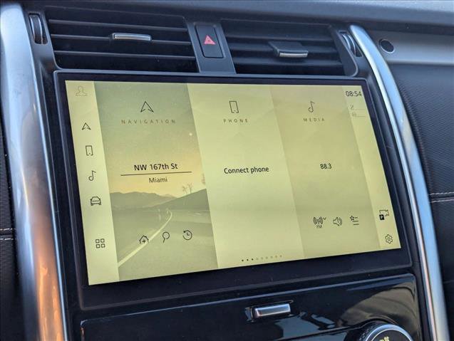 Used 2021 Land Rover Discovery S R-Dynamic image 11