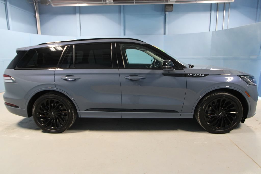 Used 2026 Lincoln Aviator Reserve AWD/4WD image 41