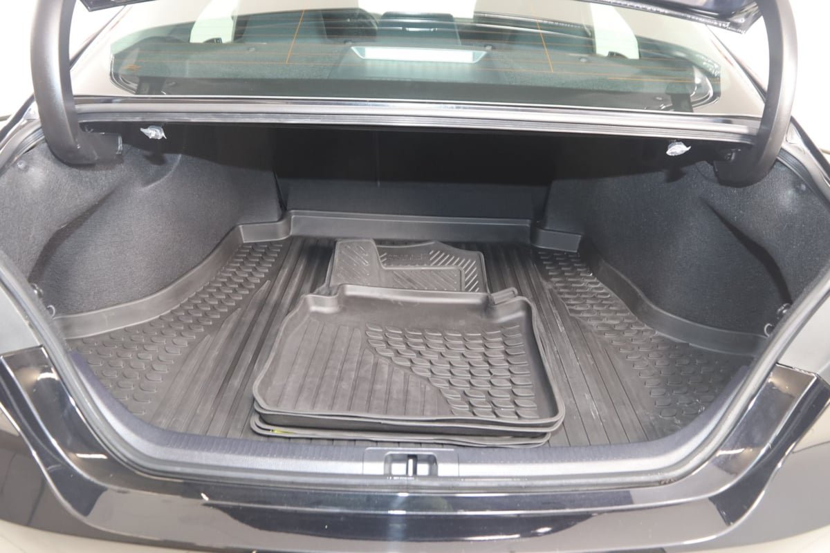 Used 2023 Toyota Camry LE FWD image 34