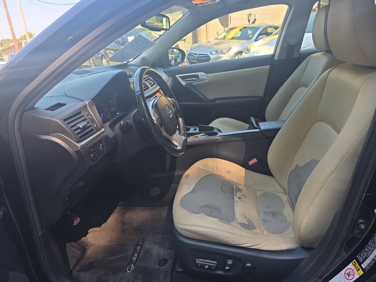 Used 2012 Lexus CT 200h Premium w/ Premium Audio Pkg FWD image 7