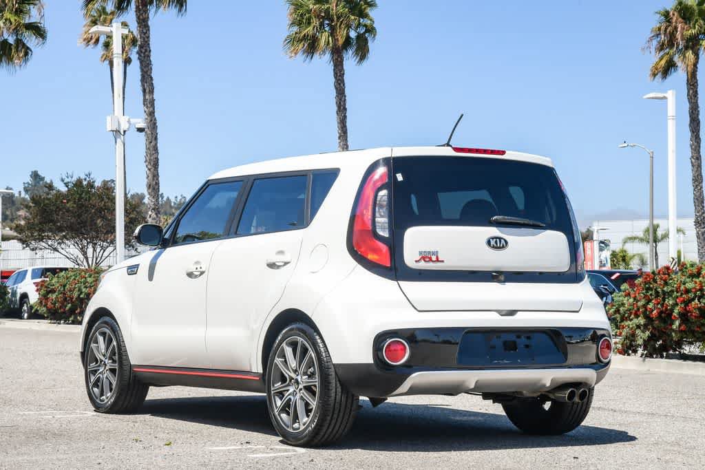 Used 2018 Kia Soul ! FWD image 7
