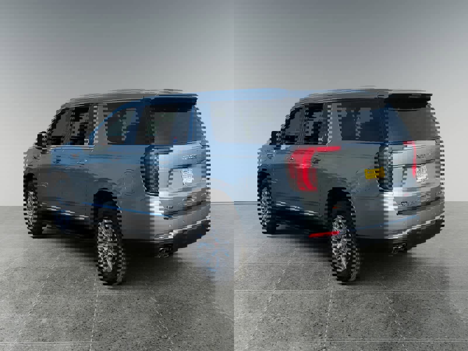 Used 2025 GMC Yukon XL Denali image 3