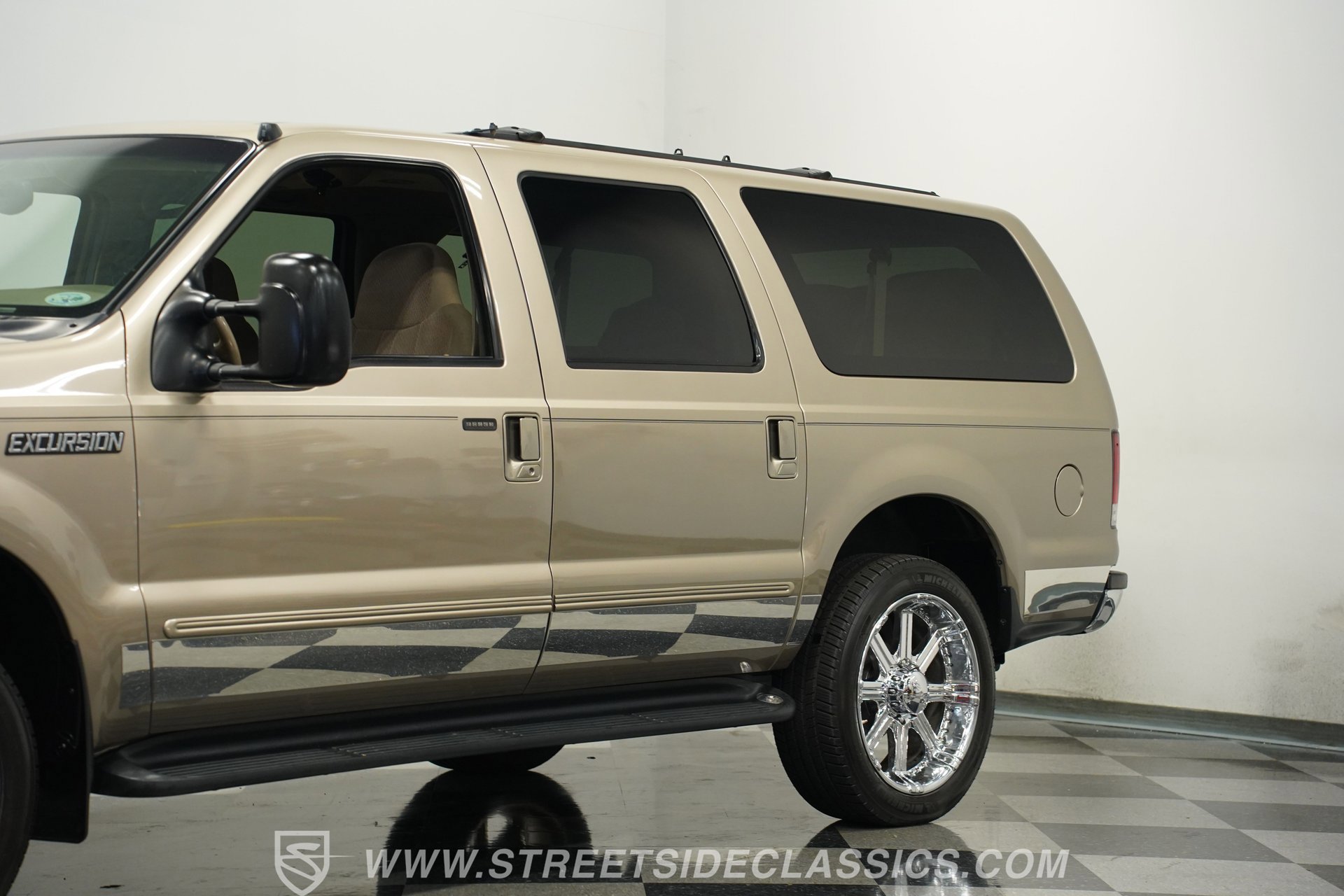 Used 2000 Ford Excursion XLT image 21