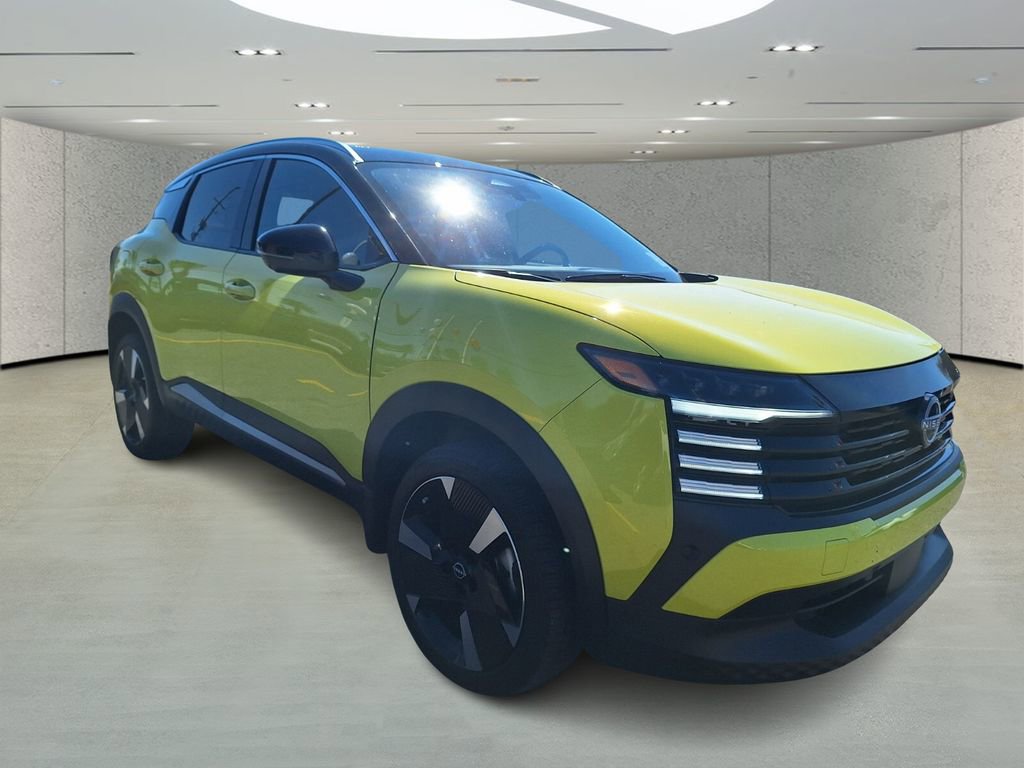 Certified 2025 Nissan Kicks SR w/ Interior Electronics Package image 7