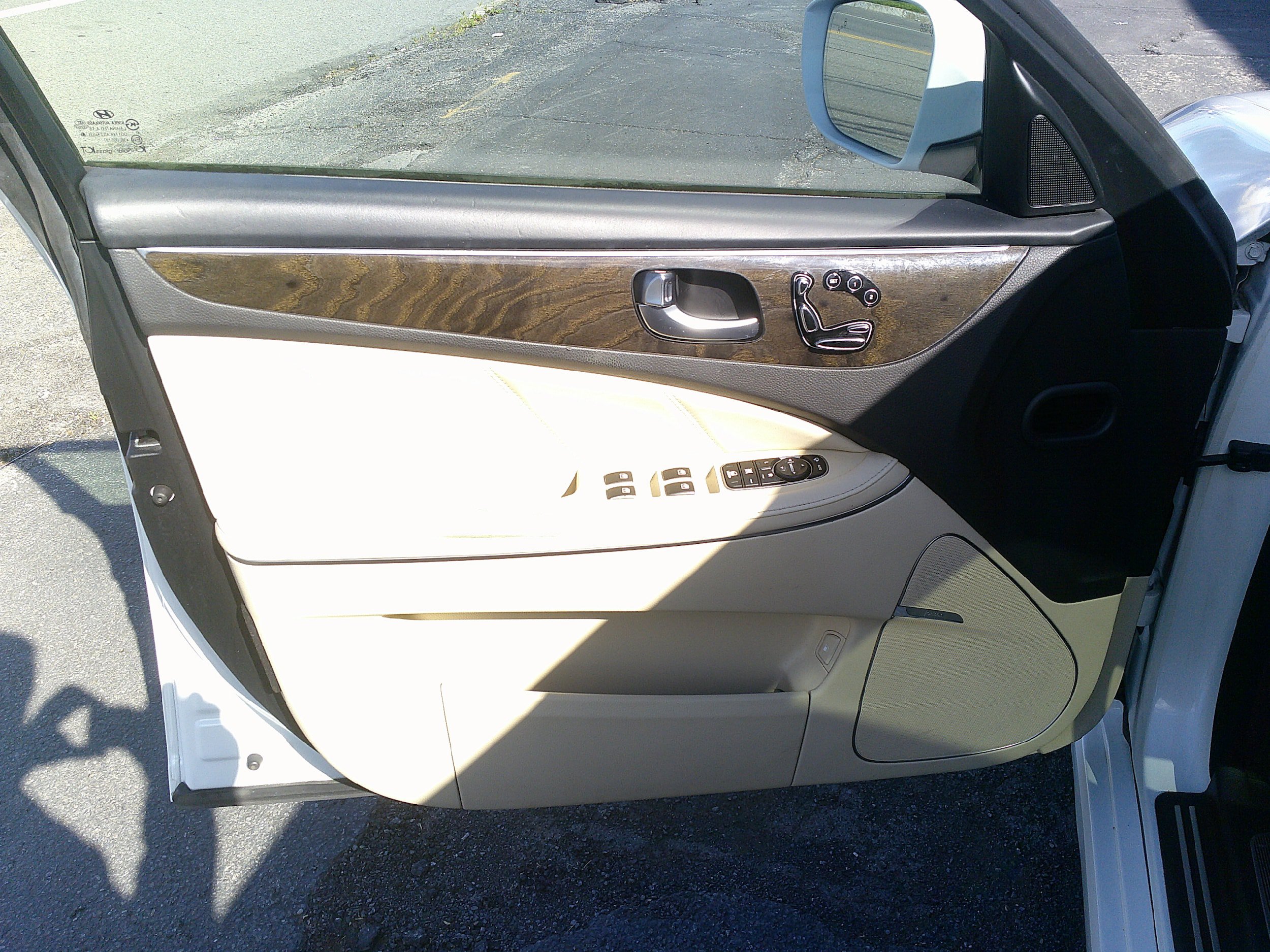Used 2014 Hyundai Equus Signature RWD image 17