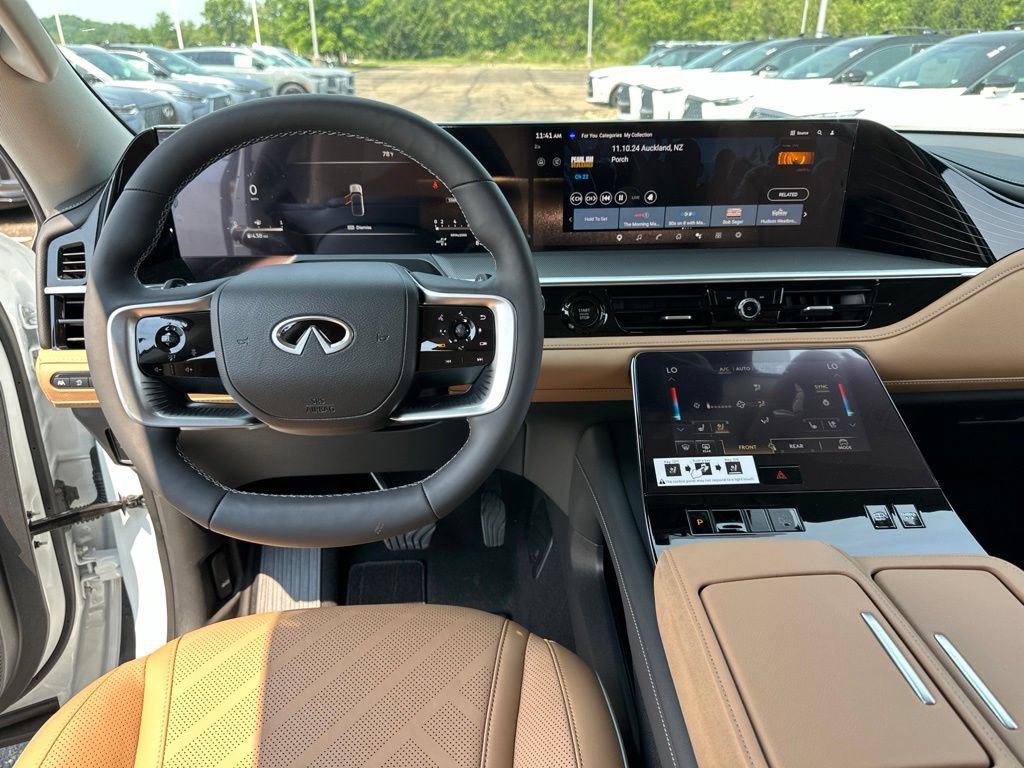 New 2027 INFINITI QX80 Luxe AWD/4WD image 43