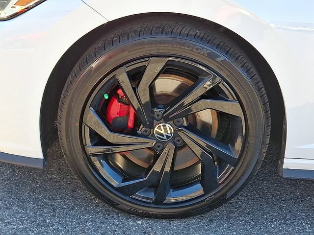 Certified 2024 Volkswagen Jetta GLI Autobahn FWD image 28