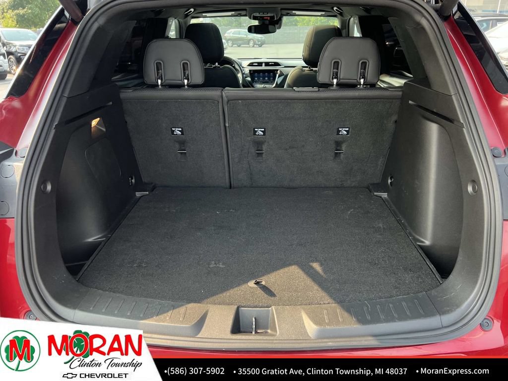 Certified 2021 Chevrolet TrailBlazer RS w/ Sun and Liftgate Package AWD/4WD image 13