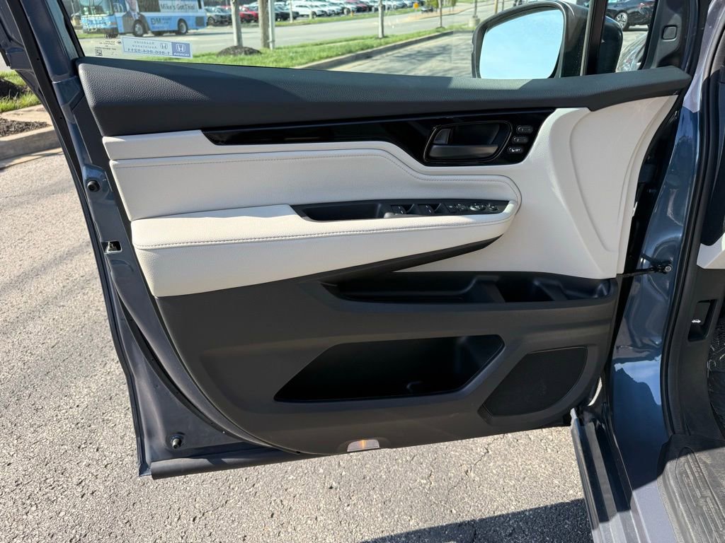 Used 2026 Honda Odyssey Touring image 18