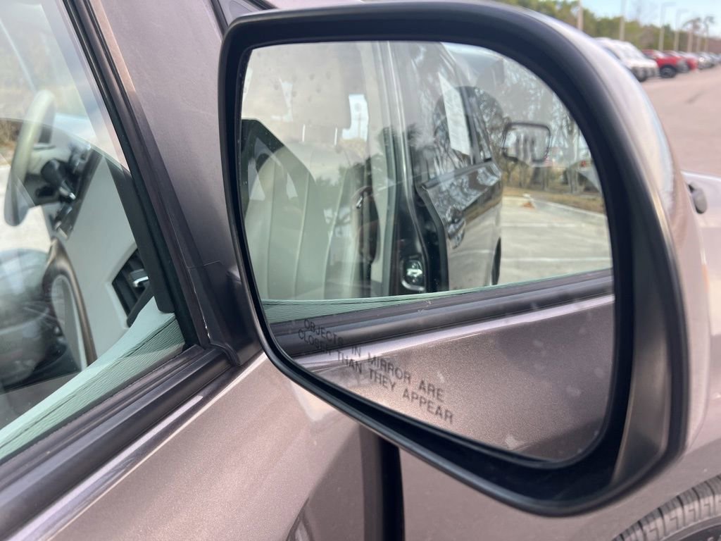 Used 2014 Toyota Sienna XLE image 42