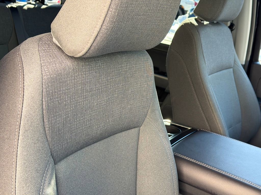 Used 2025 Ford F150 Lightning XLT image 10