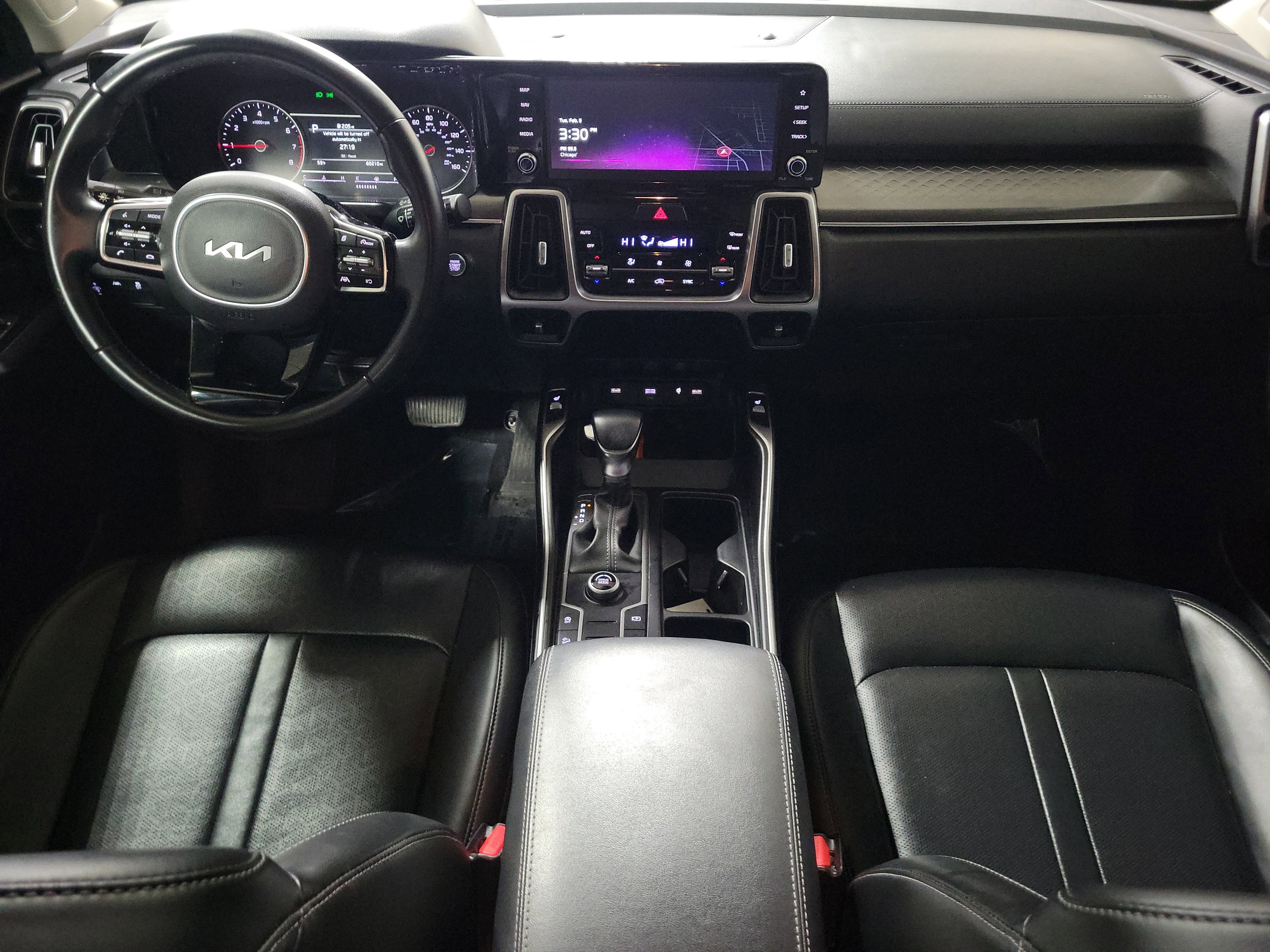 Used 2023 Kia Sorento S image 12