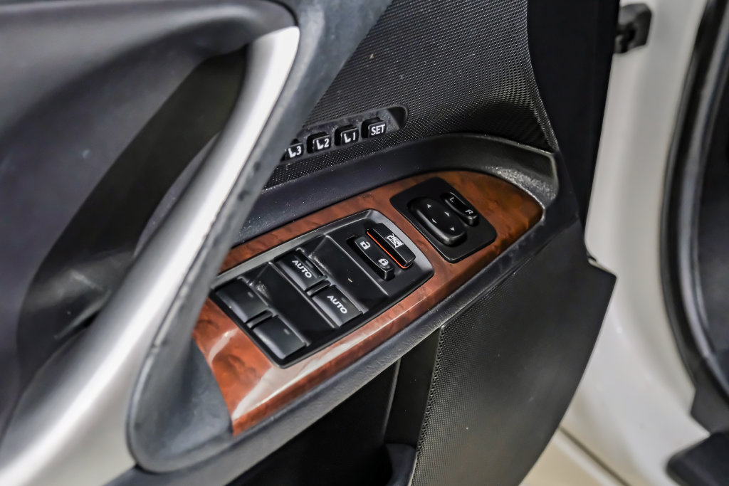 Used 2013 Lexus IS 250C w/ Luxury Pkg RWD image 54
