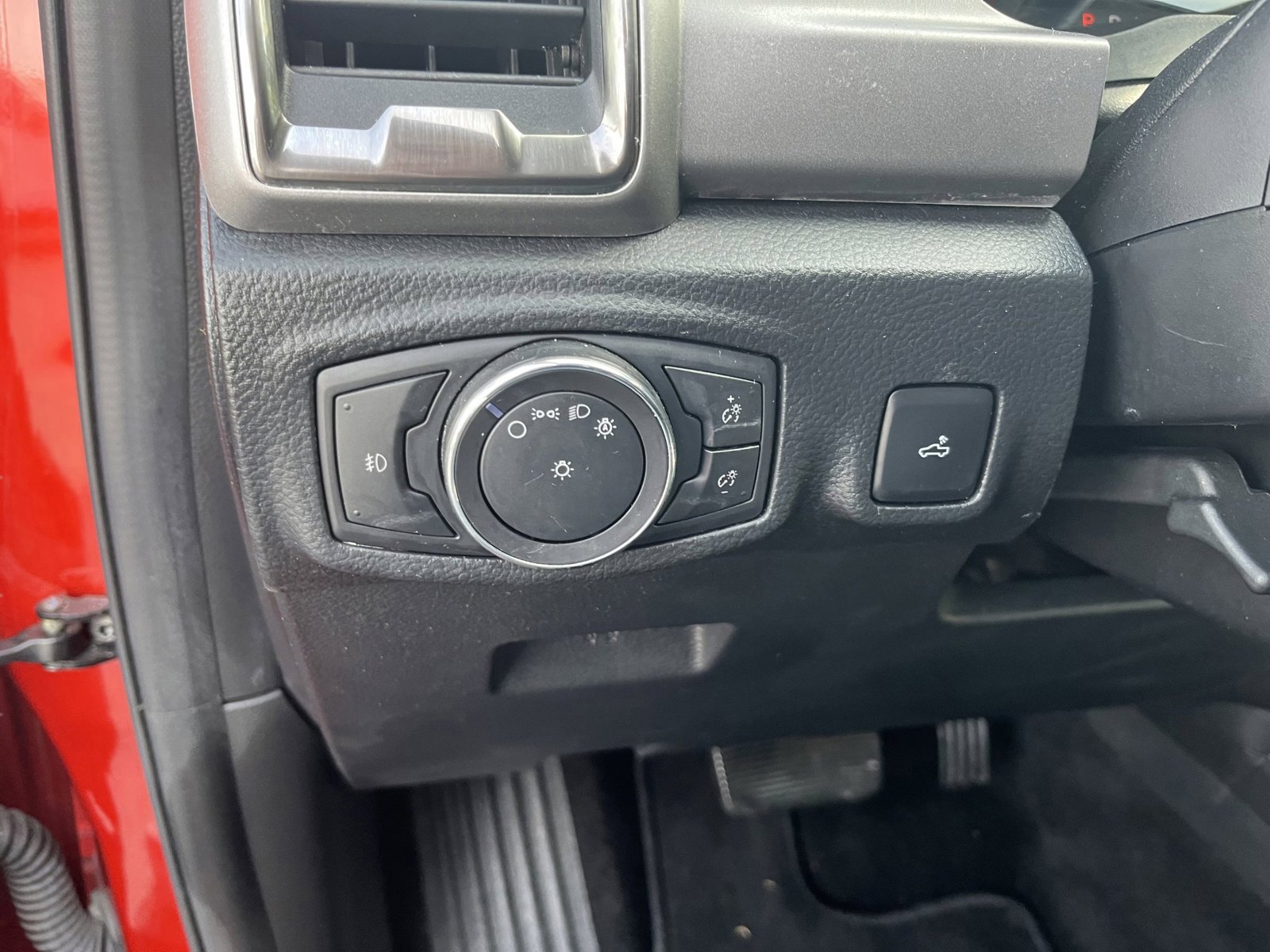 Used 2019 Ford Ranger XLT w/ FX4 Off-Road Package AWD/4WD image 14